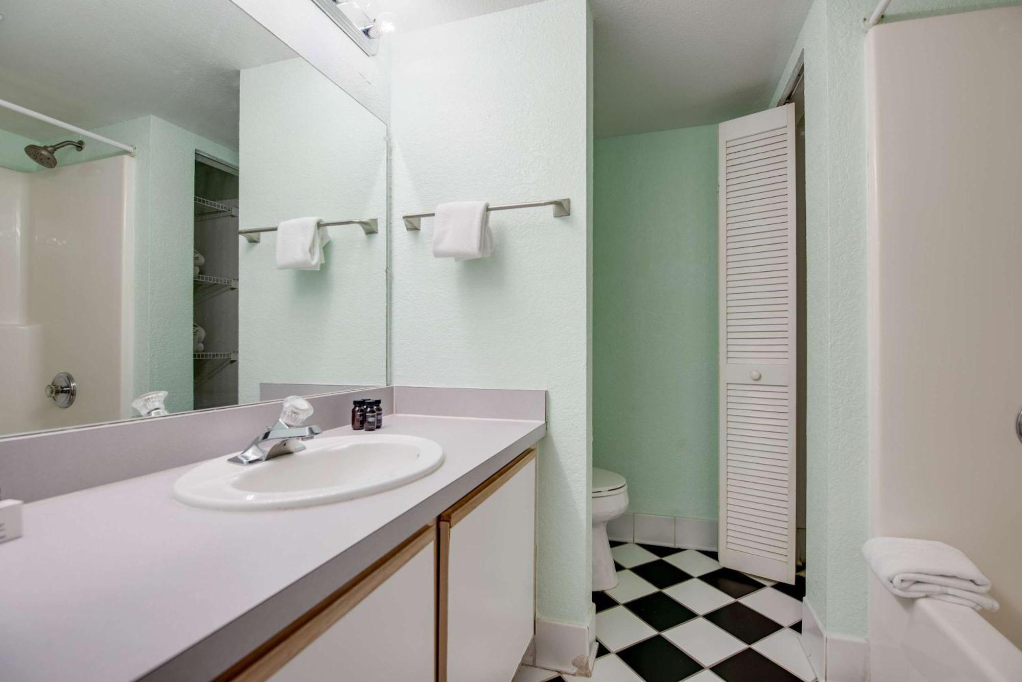 The Barbados -Bright Condo W Pool Кей Уест Екстериор снимка